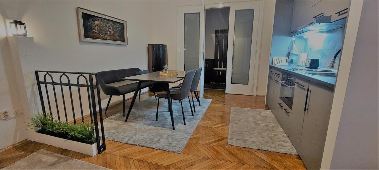 Bohemian Apartment Belgrade Luaran gambar